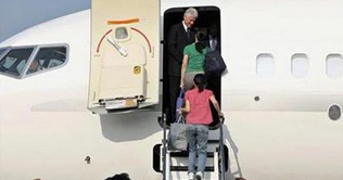 Messiah Clinton got the reporters released